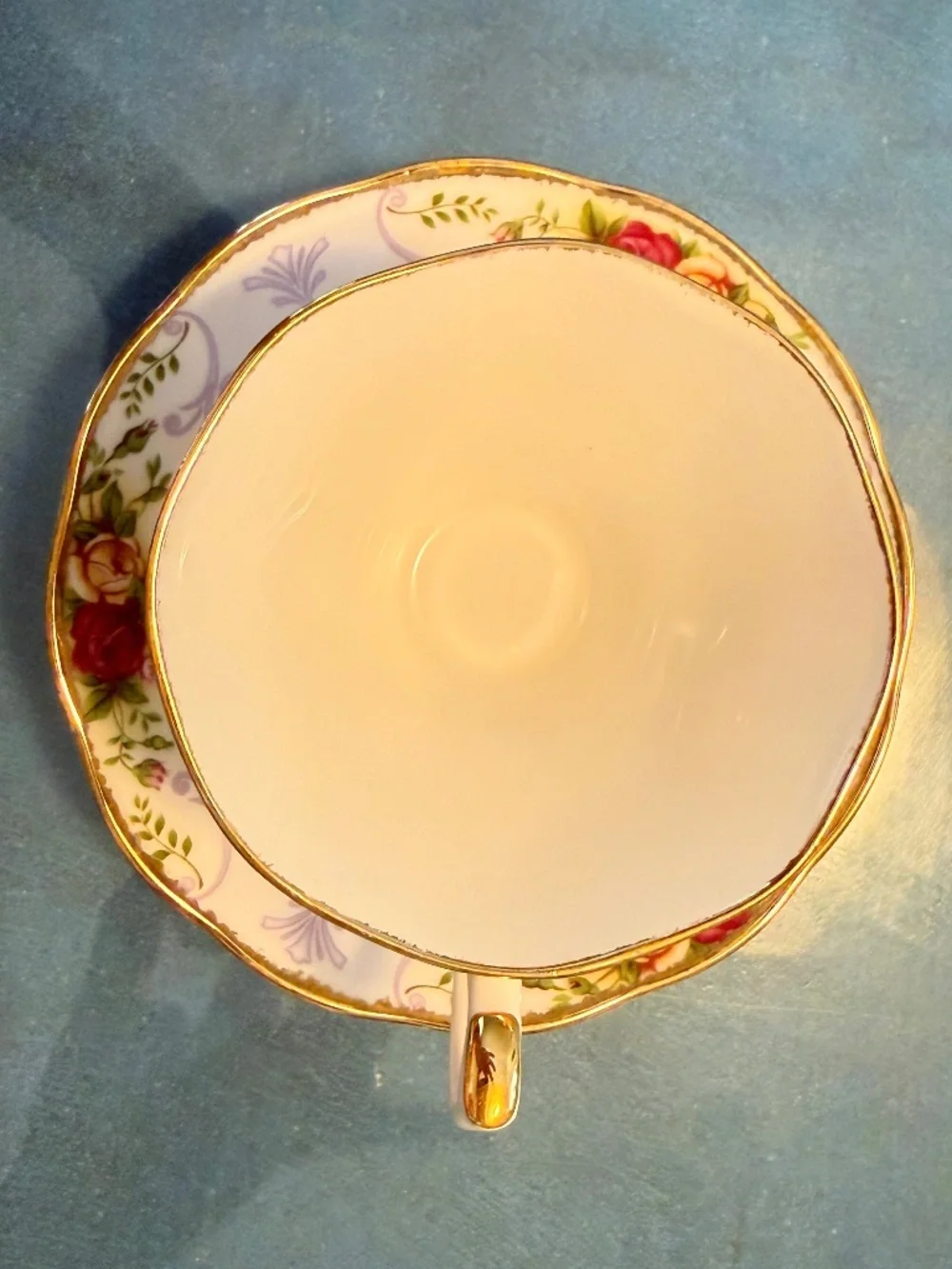 VNTG Royal Albert Bone China Rose Cameo Violet